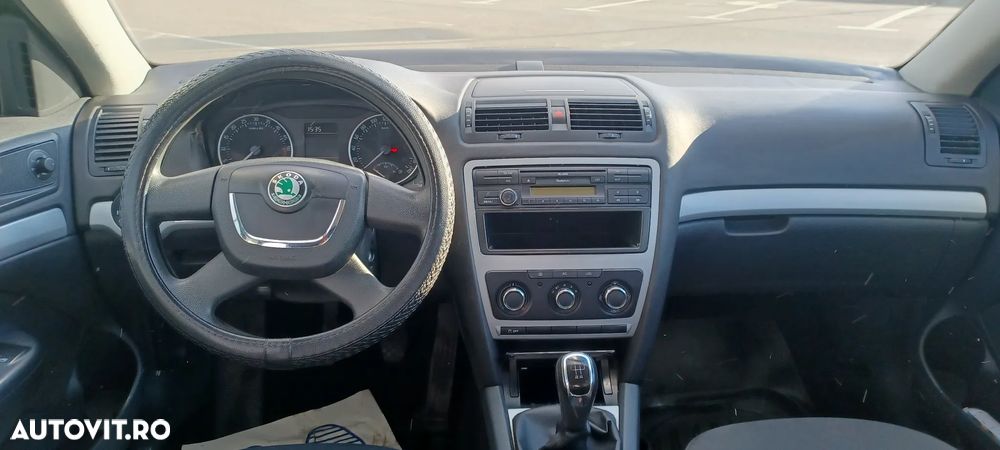 Skoda Octavia 1.6 TDI Ambiente - 7