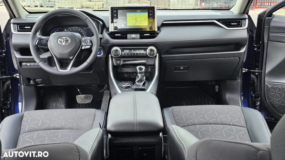 Toyota RAV4 2.5 4x4 Team Deutschland - 29