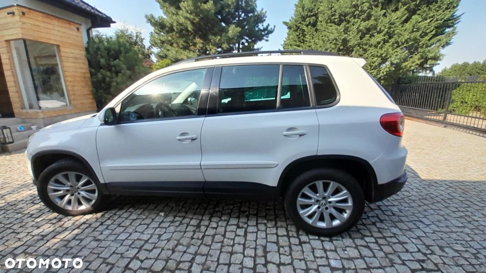 Volkswagen Tiguan - 2