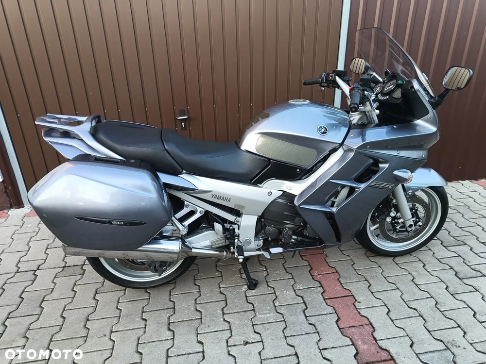 Yamaha FJR - 7