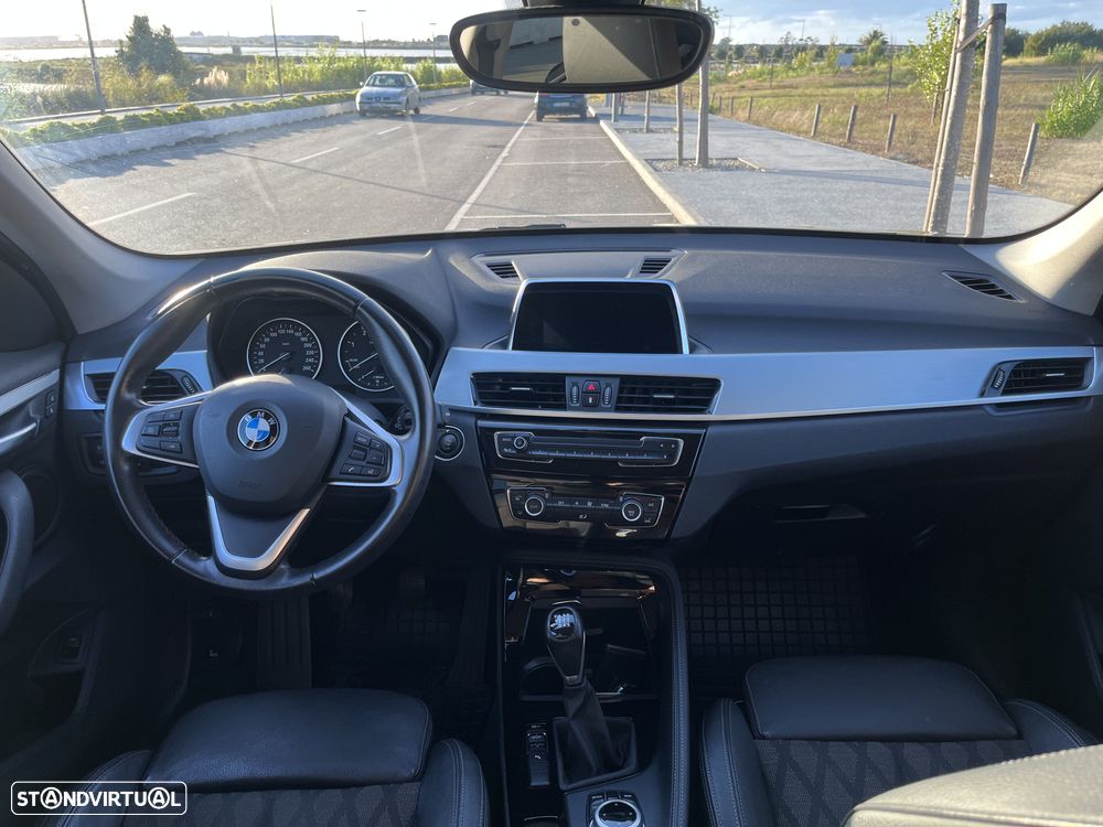 BMW X1 16 d sDrive Line xLine - 2