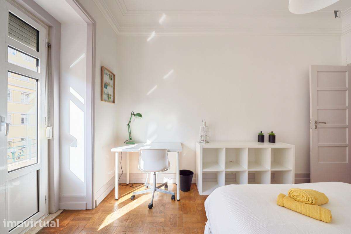Quarto - localizado em Marquês de Pombal Lisbon - Grande imagem: 5/52