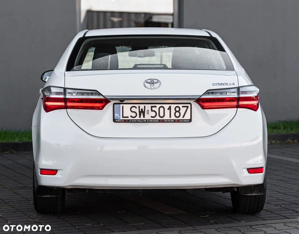 Toyota Corolla 1.4 D-4D Premium - 11