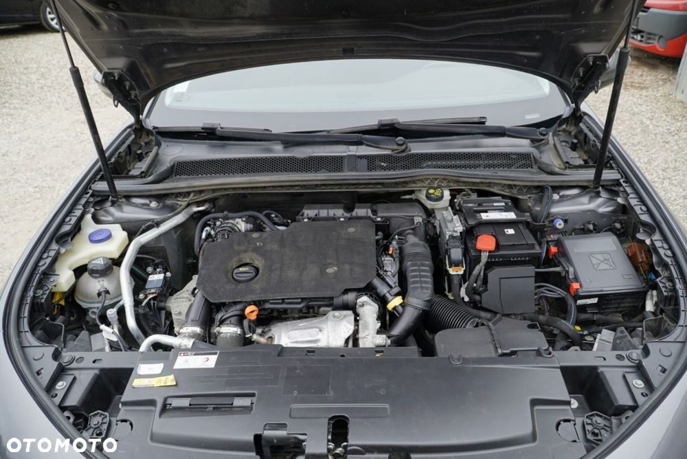 Peugeot 508 BlueHDi 130 EAT8 Allure Business-Paket - 25