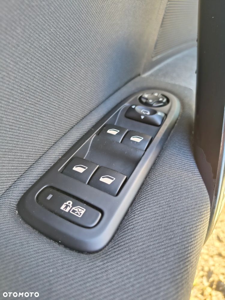 Peugeot 508 2.0 HDi Allure - 21