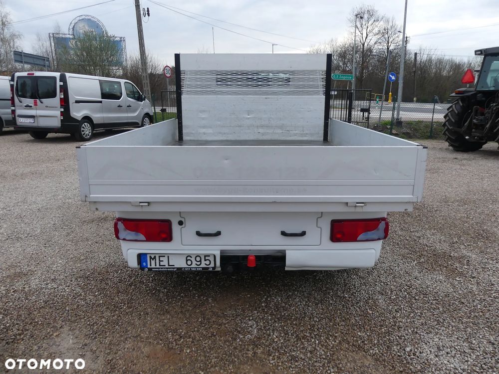 Opel VIVARO - 27