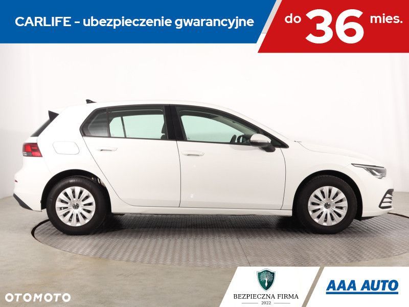 Volkswagen Golf - 8