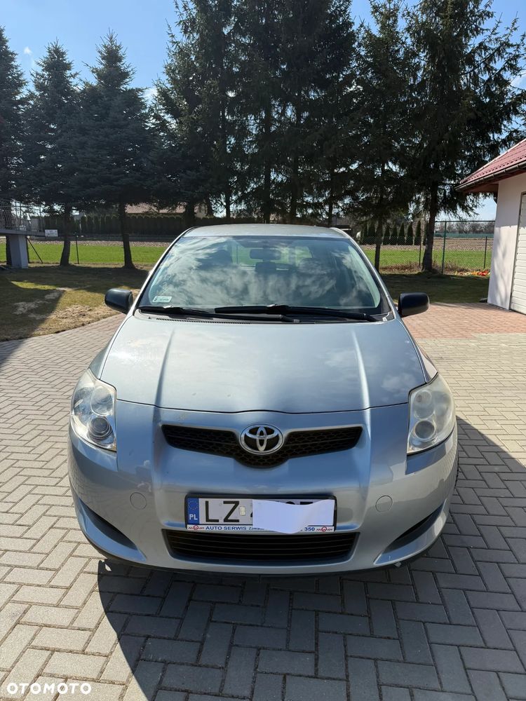 Toyota Auris - 1