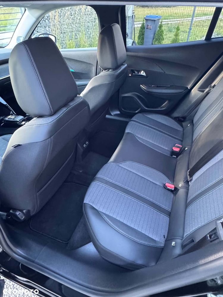 Peugeot 2008 1.5 BlueHDi Allure Pack S&S EAT8 - 23