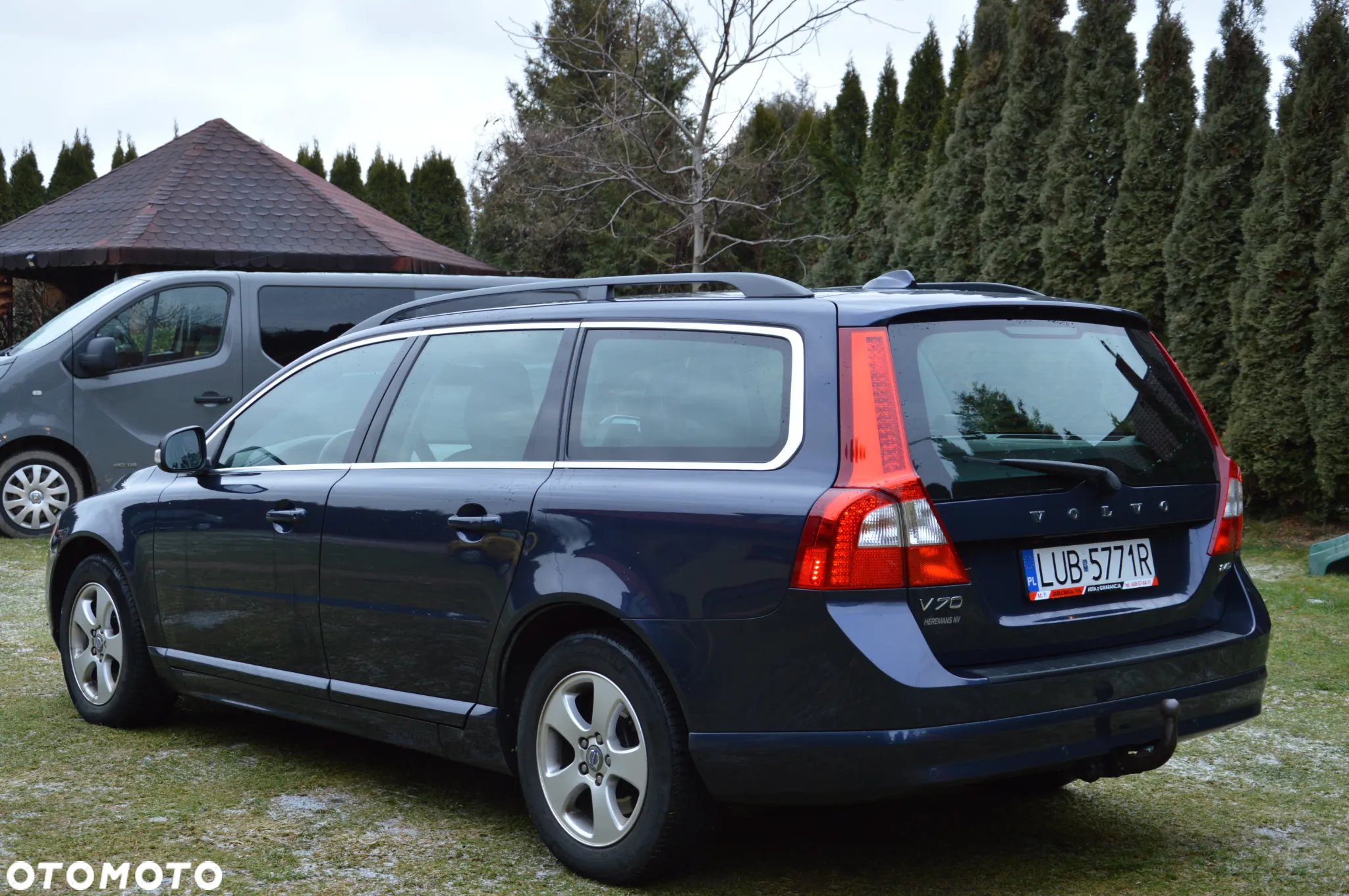 Volvo V70 2.4D Momentum - 4