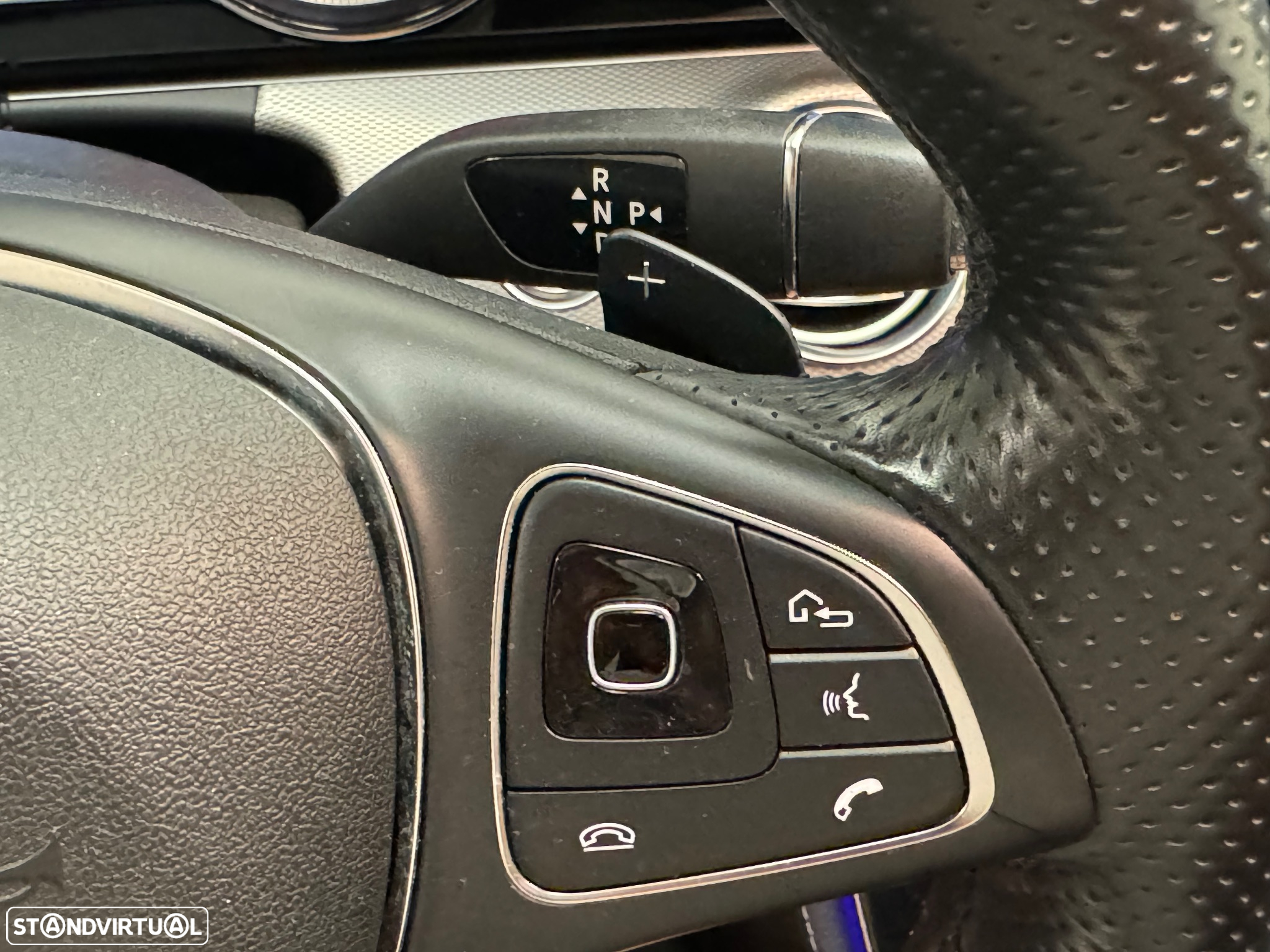 Mercedes-Benz E 220 d Exclusive - 41