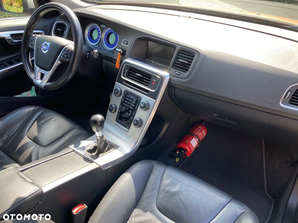 Volvo V60 2011