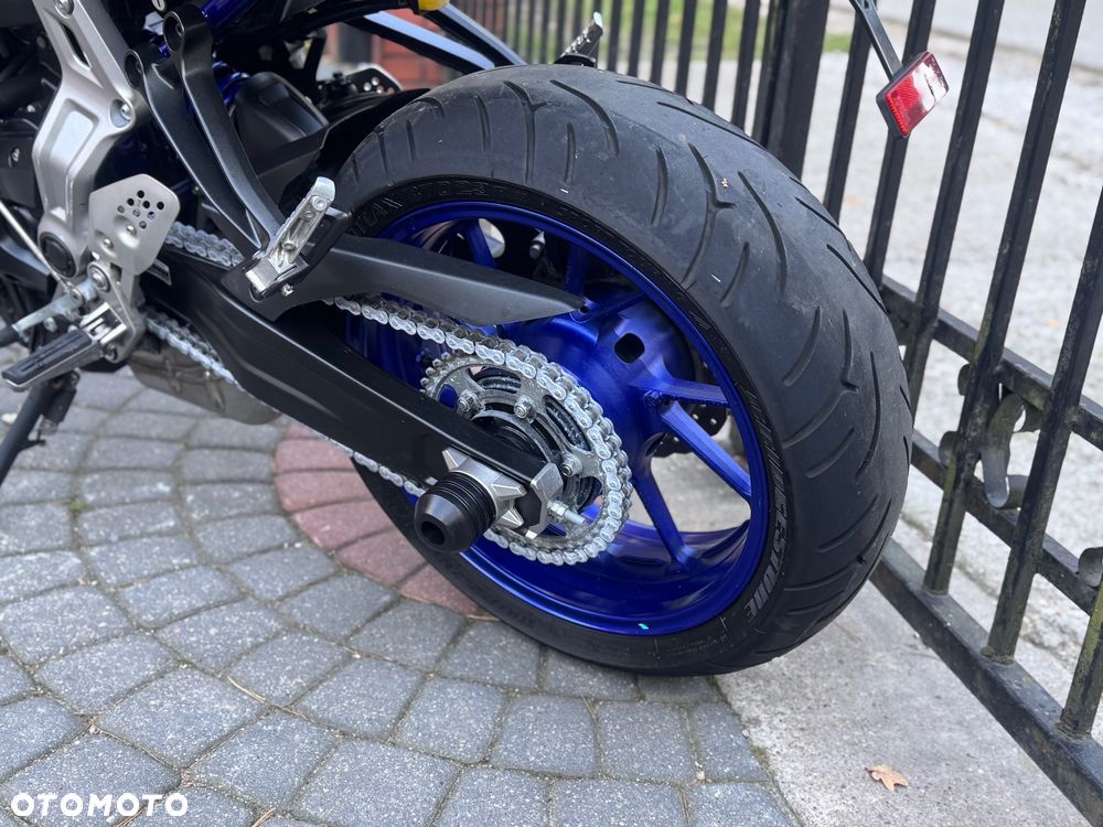 Yamaha MT - 21