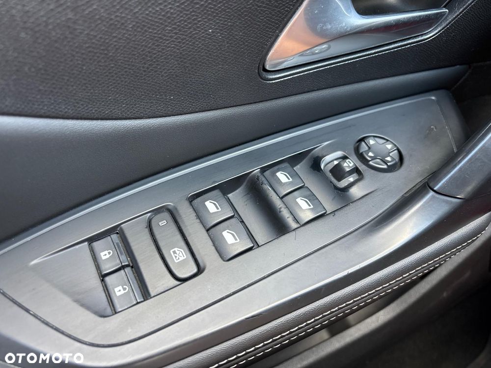 Peugeot 308 1.5 BlueHDi Allure S&S - 22