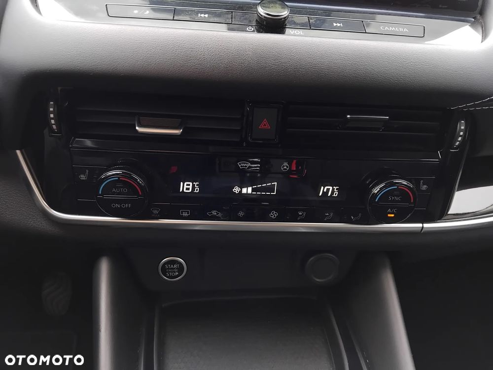 Nissan Qashqai 1.3 DIG-T mHEV N-Connecta - 8