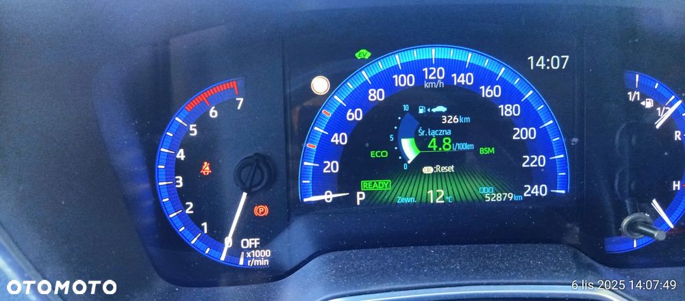 Toyota Corolla 1.8 Hybrid Executive - 6