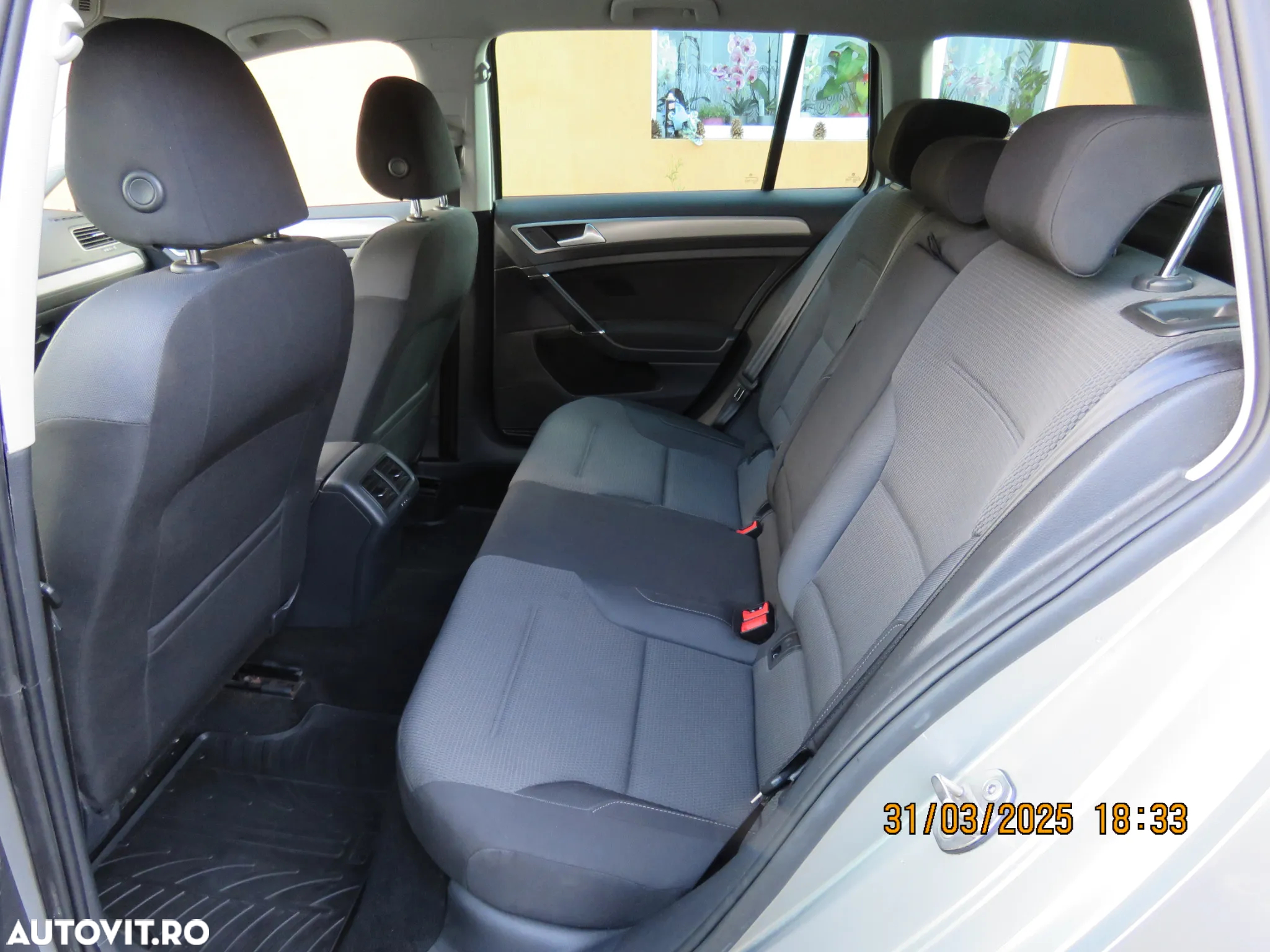 Volkswagen Golf 1.6 TDI 4Motion BlueMotion Technology Comfortline - 13
