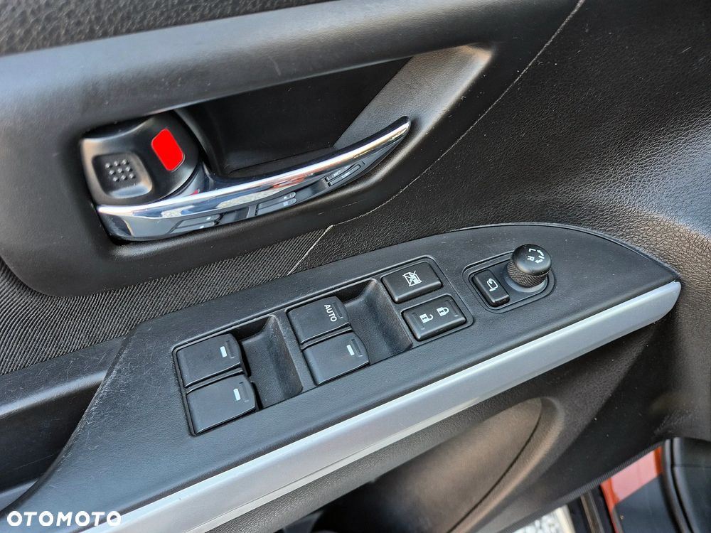 Suzuki SX4 S-Cross - 13
