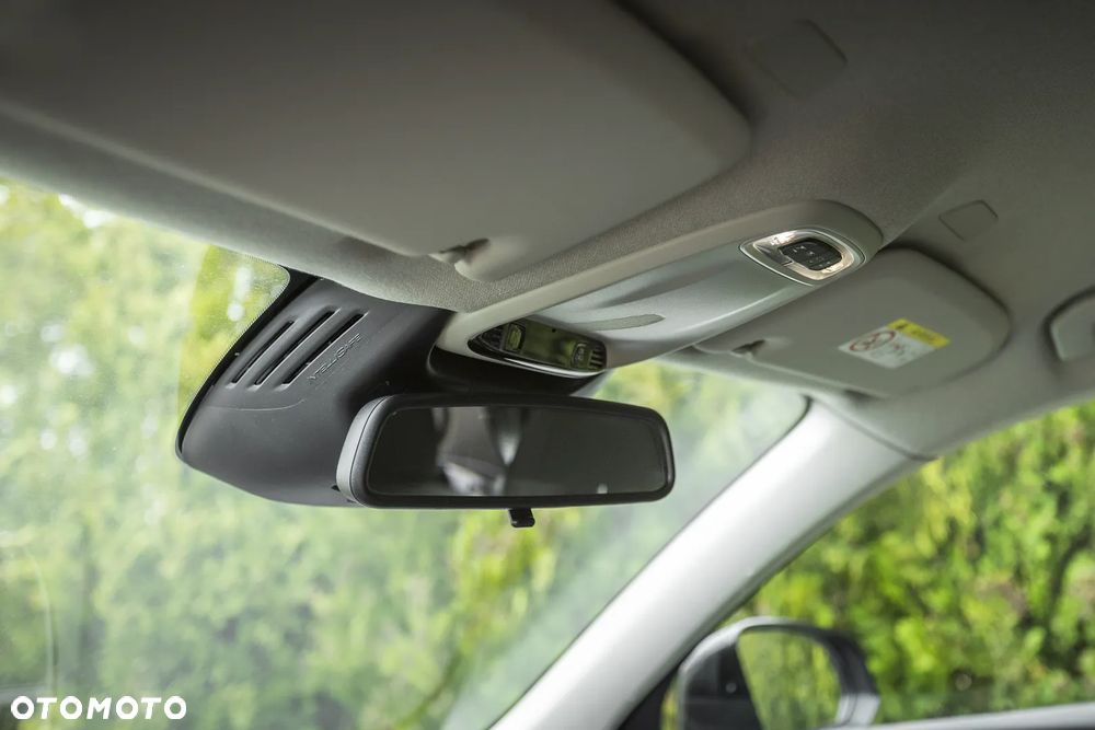 Volvo XC 40 T3 Momentum Core - 27