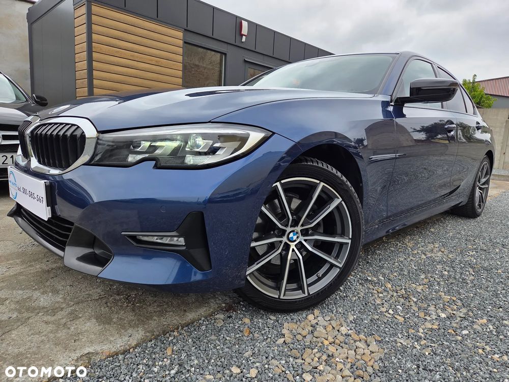 BMW Seria 3 320d Sport Line - 3
