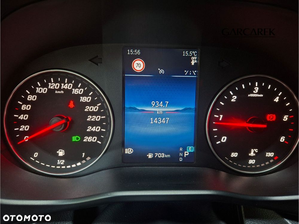Mercedes-Benz Vito - 25