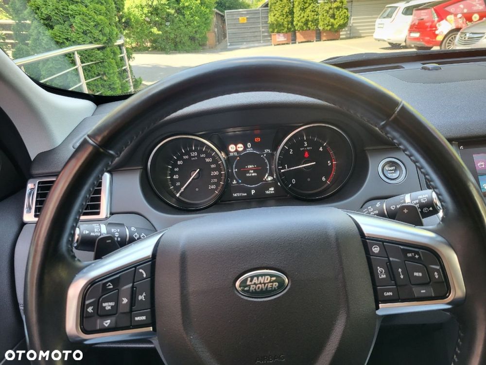 Land Rover Discovery Sport - 18