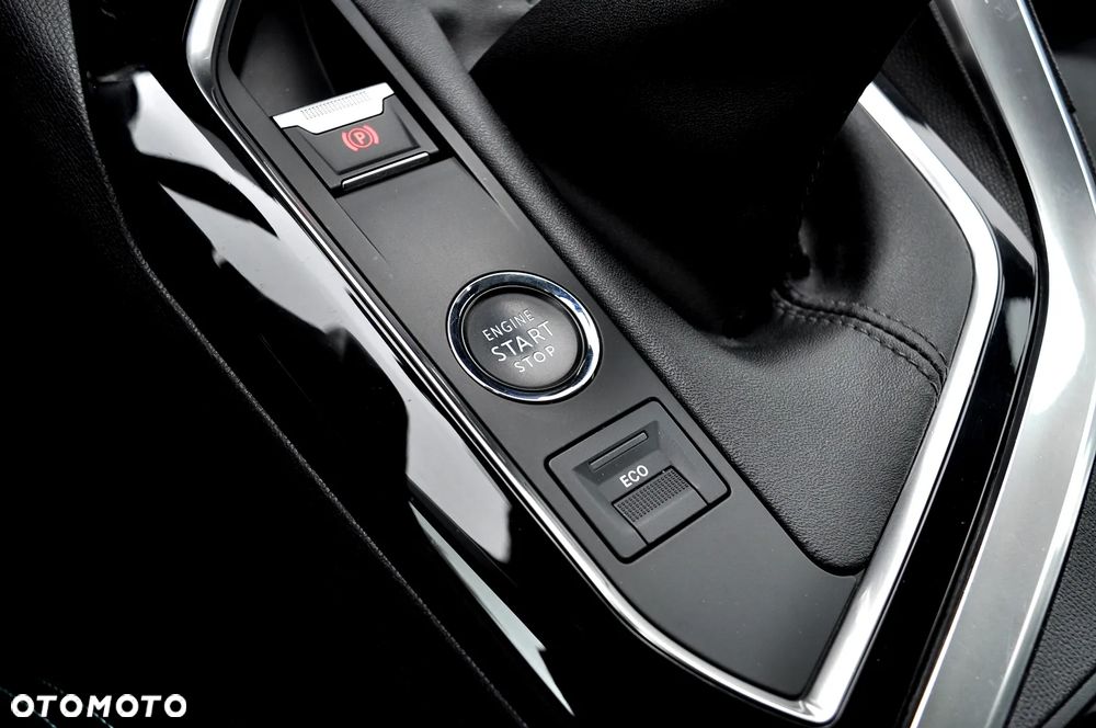 Peugeot 3008 BlueHDi 130 Stop & Start EAT8 Allure - 31
