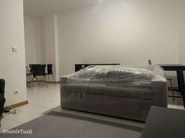 Arrendo Apartamento - Grande imagem: 3/12