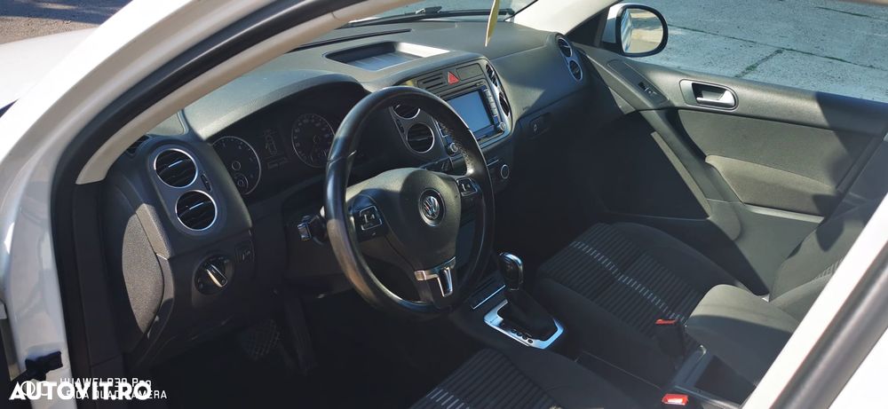 Volkswagen Tiguan 2.0 TDI DPF 4Motion BlueMotion Technology DSG Life - 8