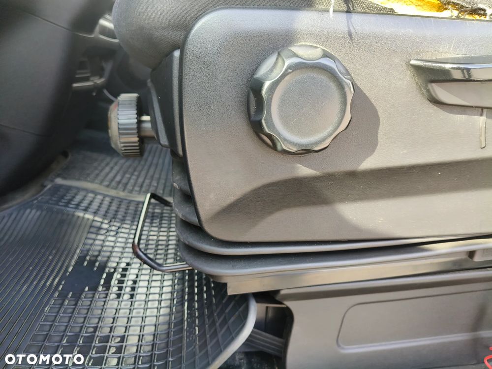Iveco DAILY - 12