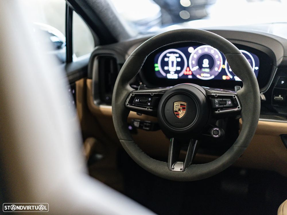 Porsche Cayenne Coupé E-Hybrid - 44