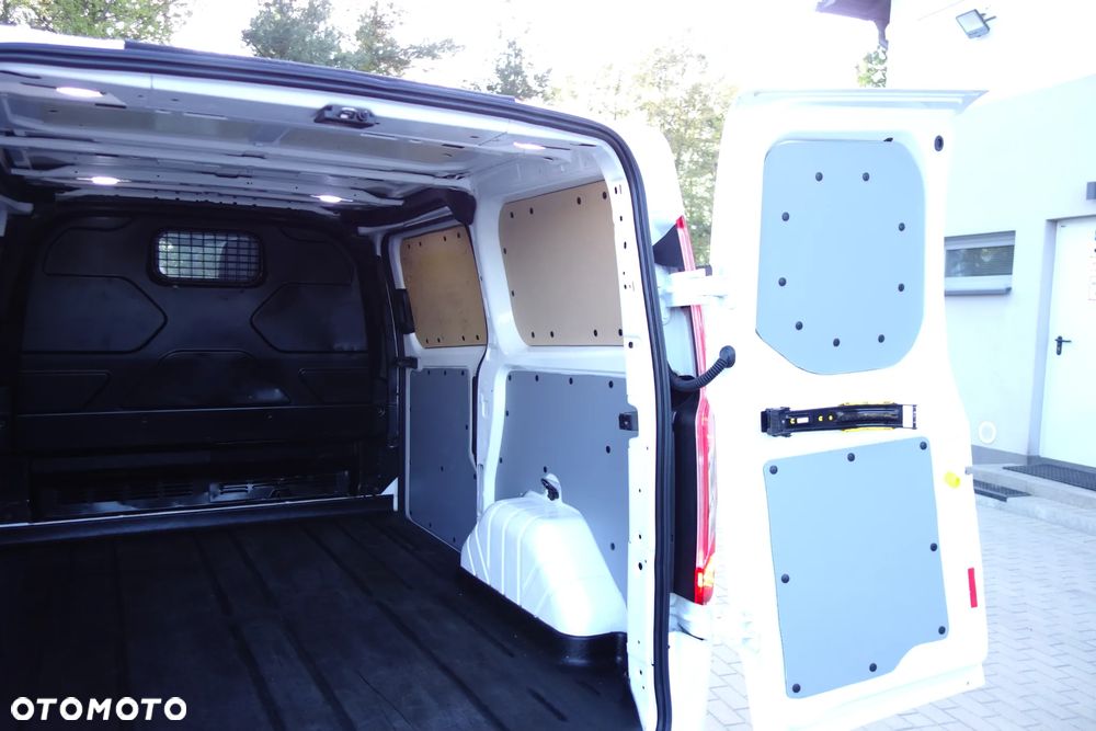 Ford Transit Custom  2.0 Ecoblue  130 KM Automat L1H1 Klima Webasto - 10