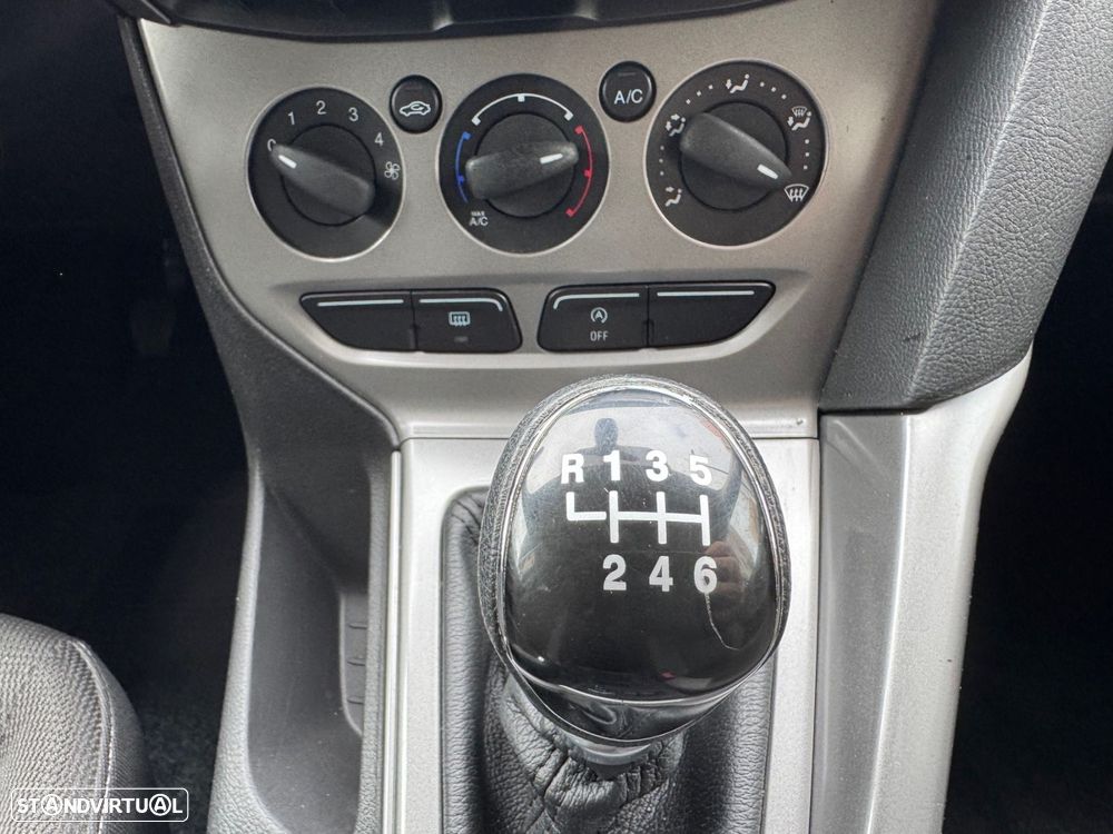 Ford Focus SW 1.6 TDCi ECOnetic 88g S&S Titanium - 13