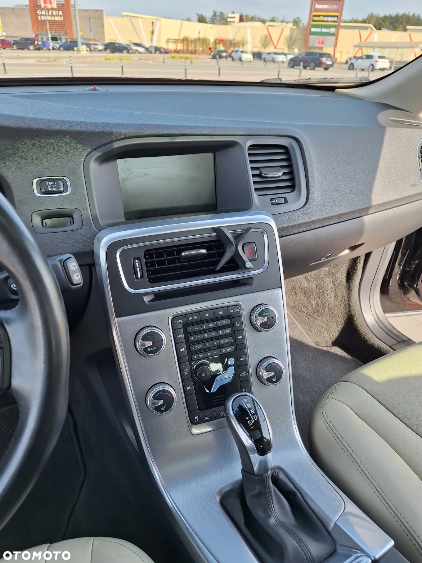 Volvo V60 T5 Drive-E Dynamic Edition (Kinetic) - 16
