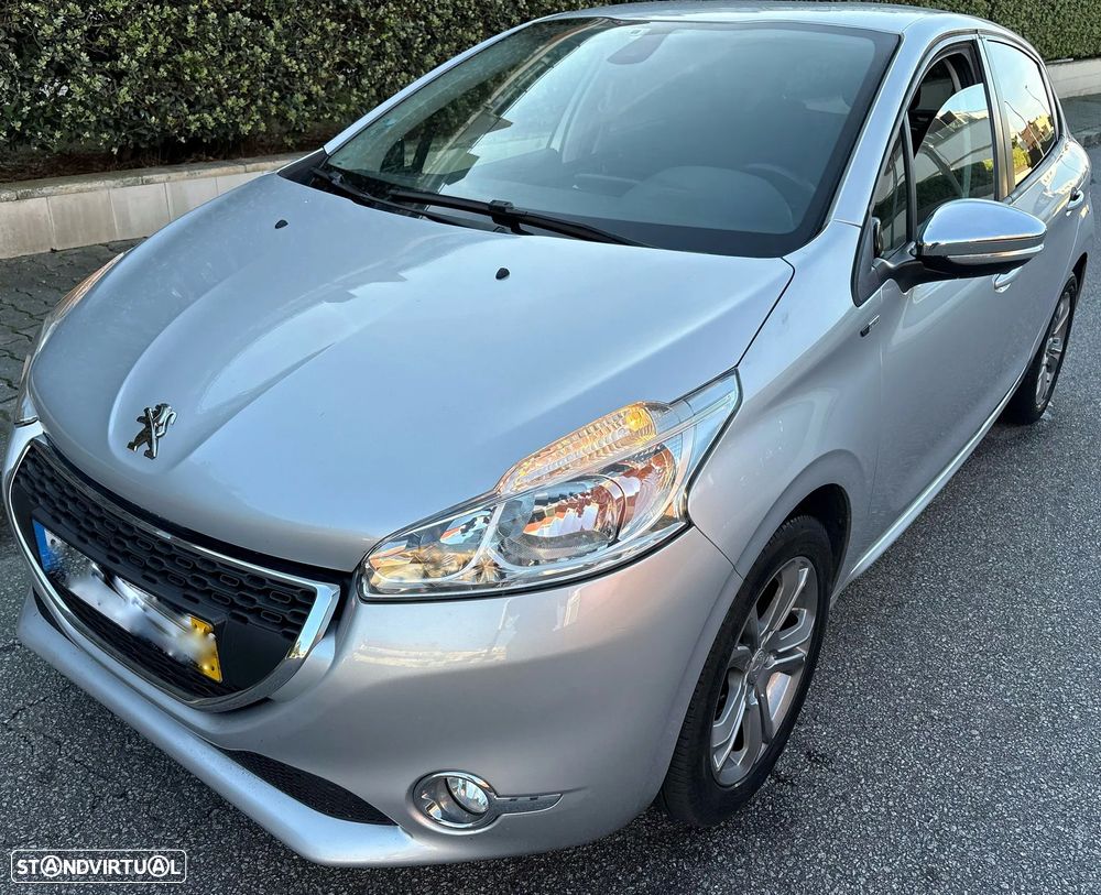 Peugeot 208 1.4 HDi SE Style - 18