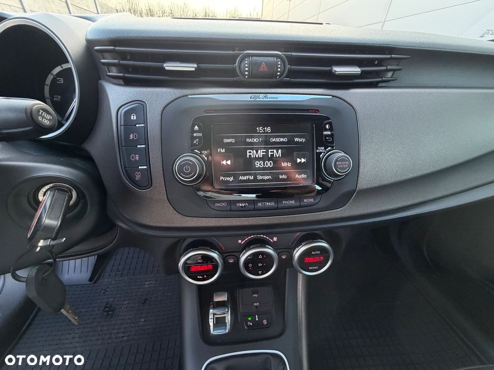 Alfa Romeo Giulietta 2.0 JTDM 16V Veloce - 15