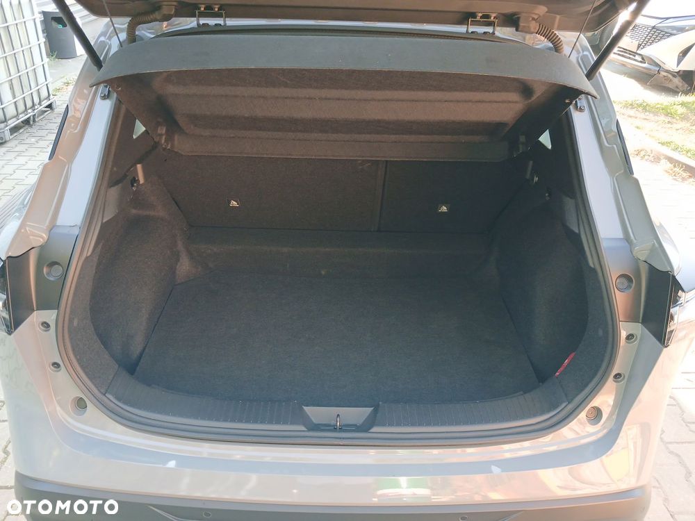 Nissan Qashqai 1.3 DIG-T mHEV N-Connecta Xtronic - 26