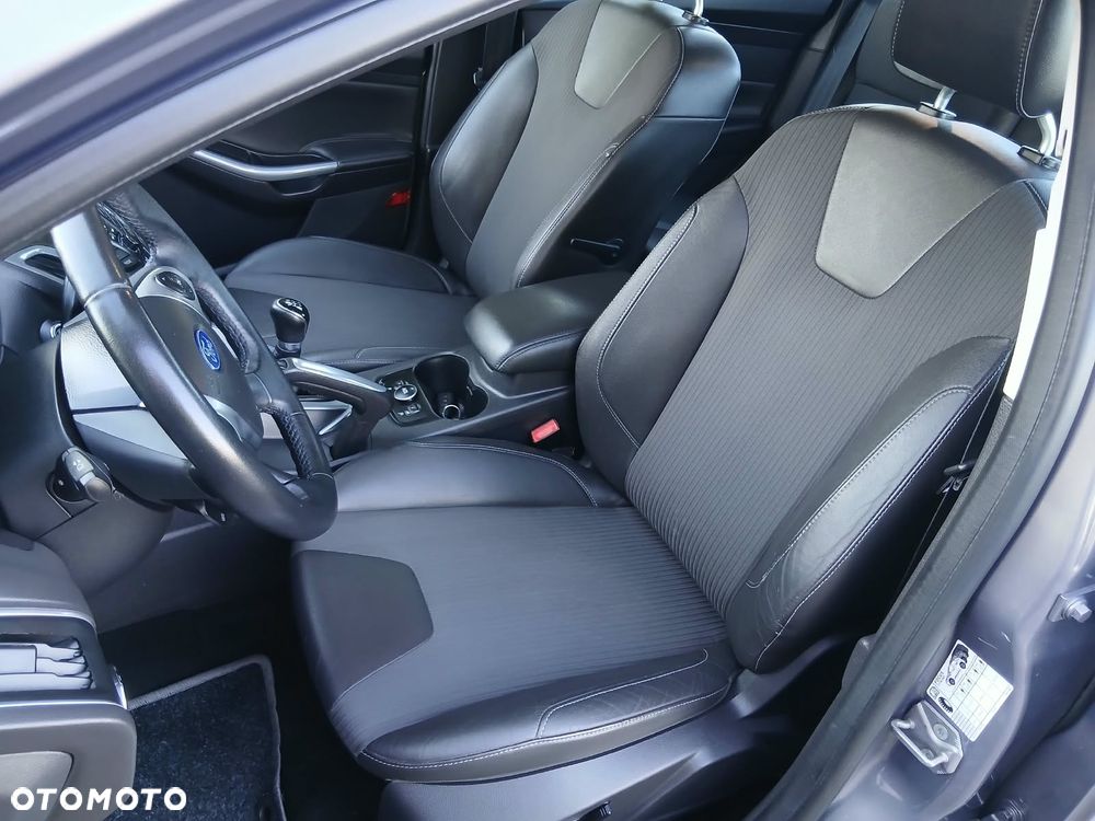 Ford Focus 1.6 Ti-VCT Titanium - 23