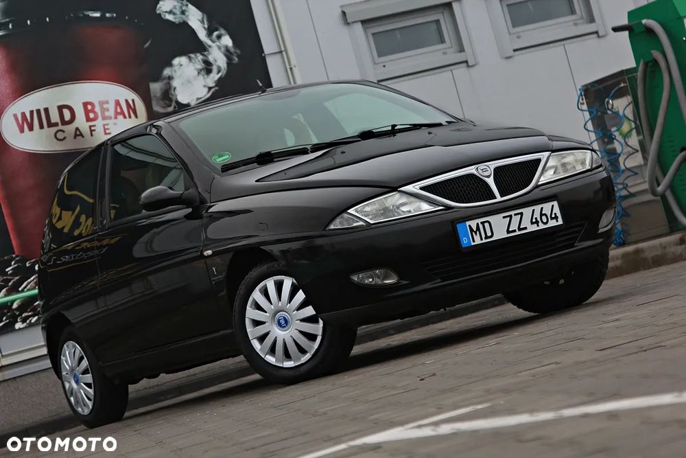 Lancia Ypsilon - 5