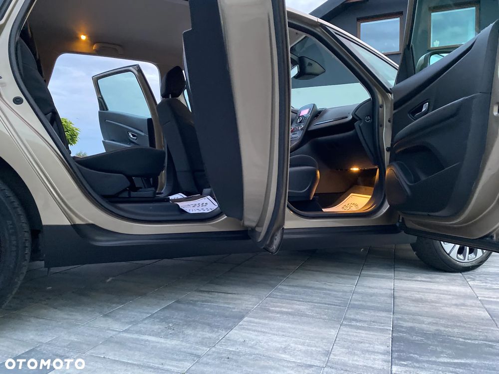 Renault Scenic - 27