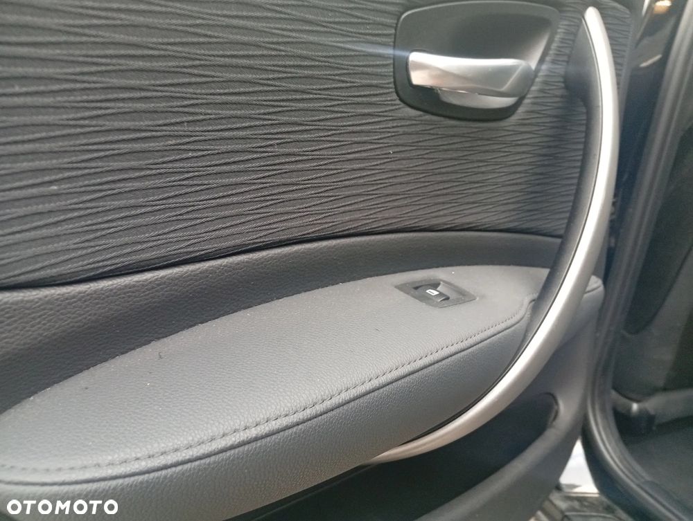 BMW Seria 1 116d DPF Edition Sport - 26