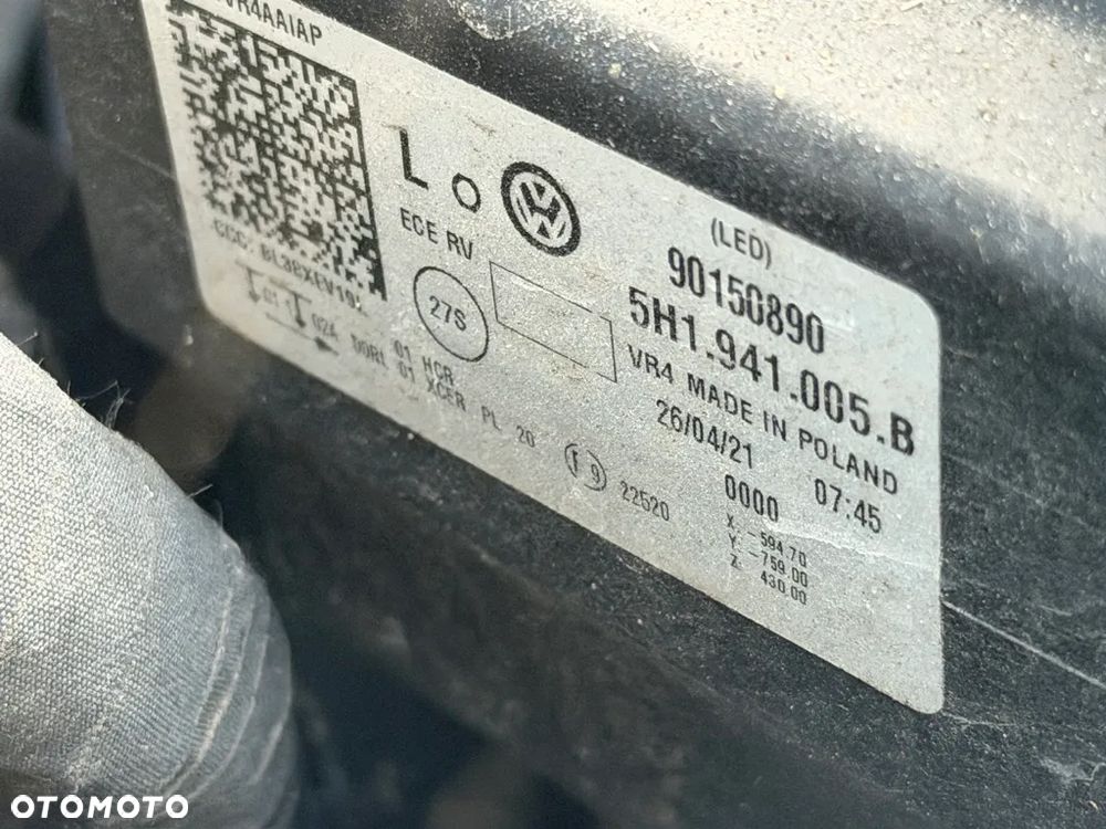 Volkswagen Golf - 20