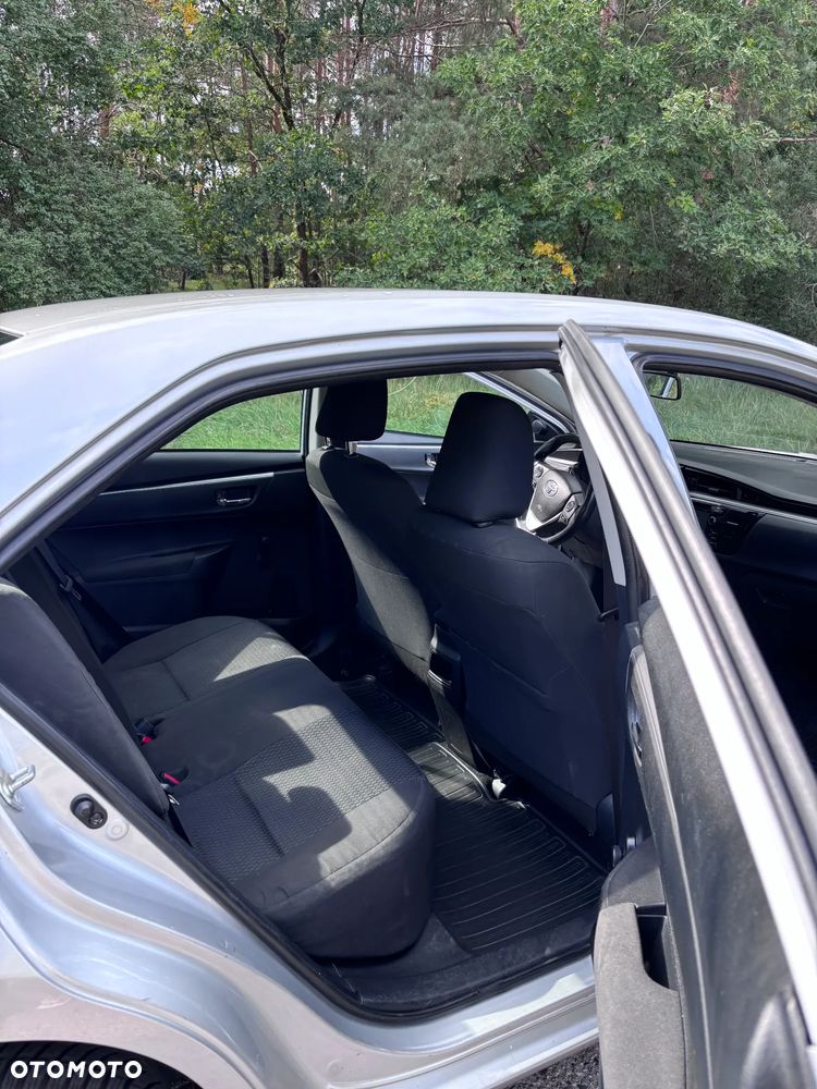 Toyota Corolla 1.4 D-4D Active EU6 - 9