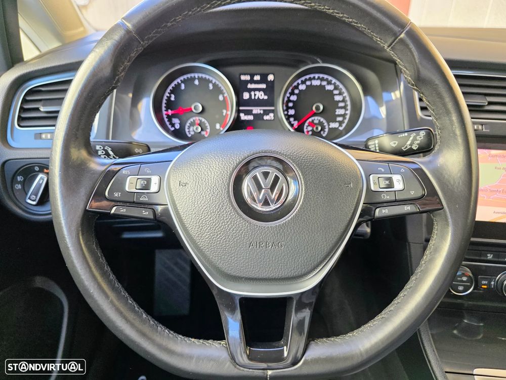VW Golf 1.0 TSI Confortline - 34