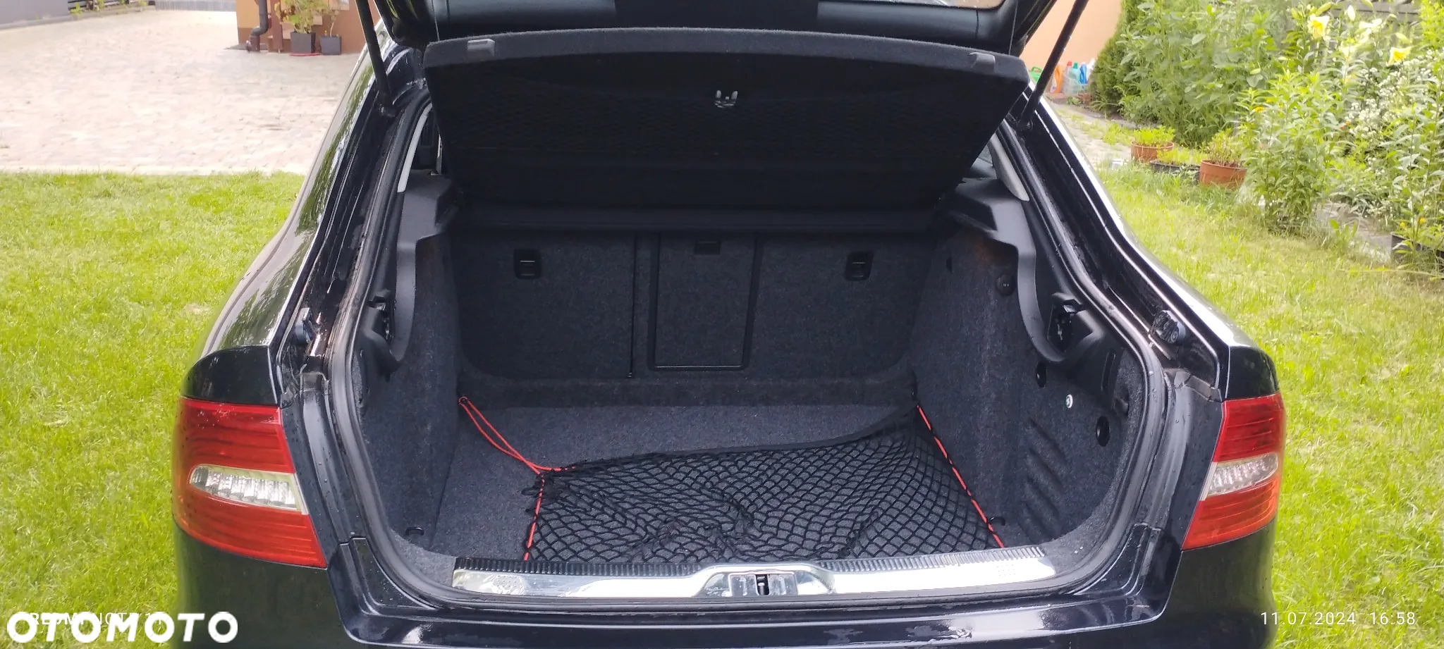 Skoda Superb 2.0 TDI DSG Ambition - 11