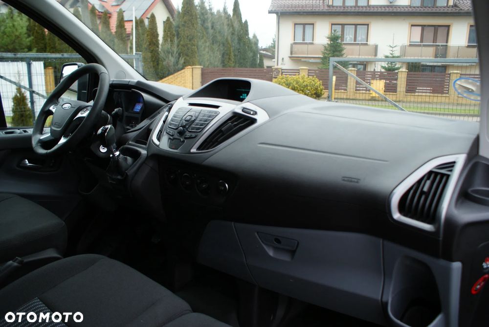 Ford Transit Custom - 8