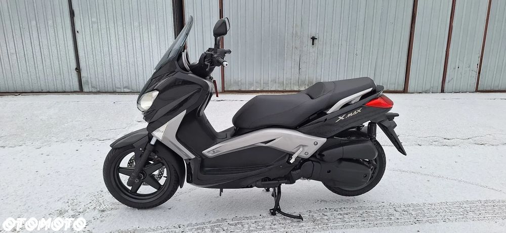 Yamaha X-max - 3