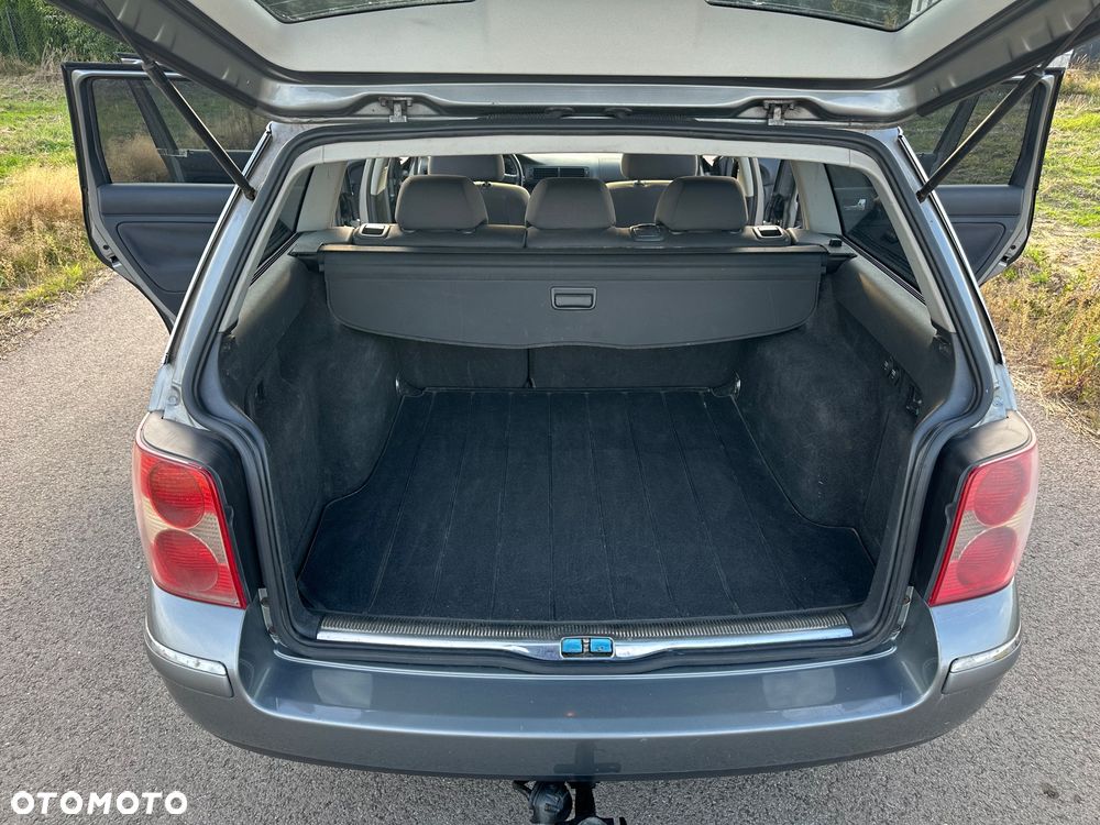 Volkswagen Passat 1.8T Highline - 19