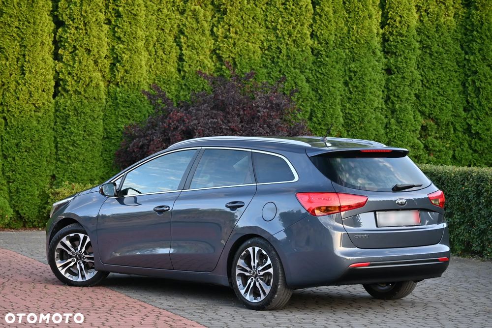 Kia Ceed 1.6 GDI DCT Platinum Edition - 15