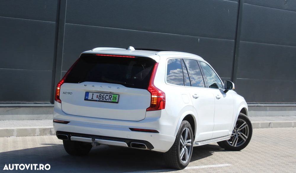 Volvo XC 90 D5 AWD Geartronic RDesign - 6